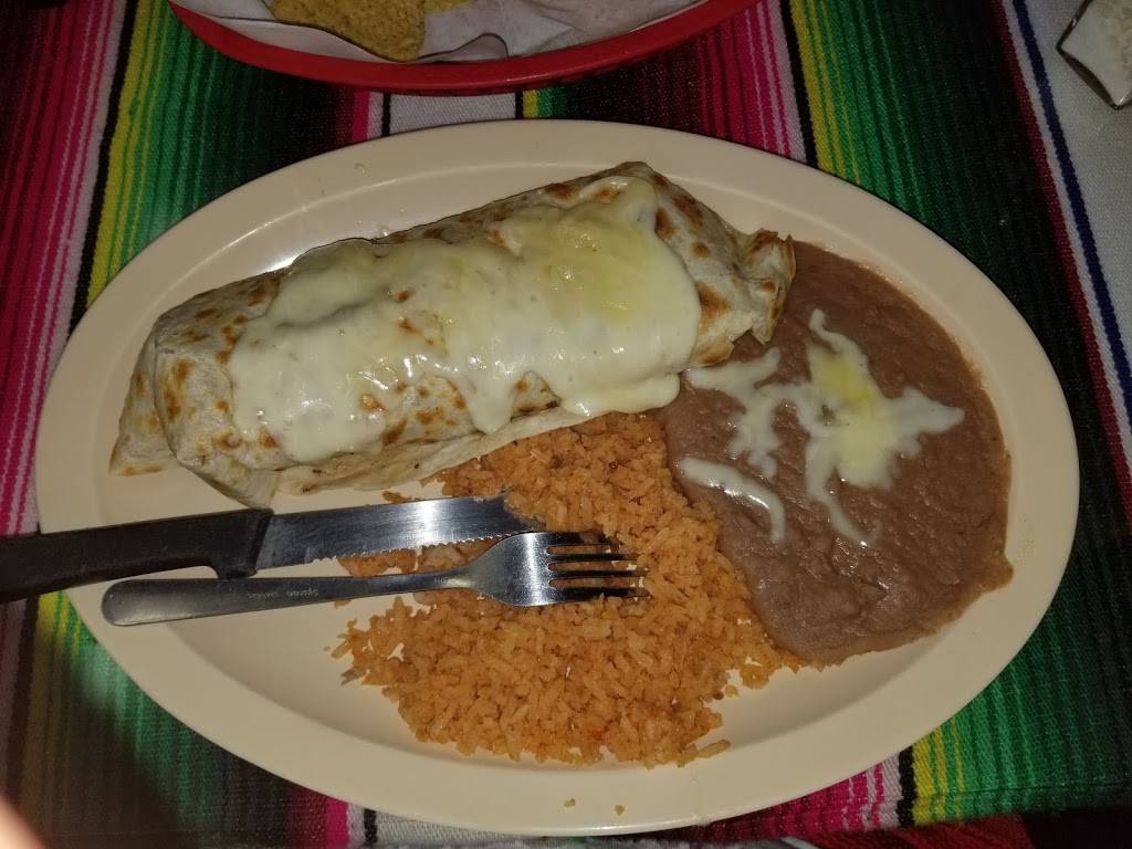 Colotlán Restaurant | restaurant | 324 Broadway, Wisconsin Dells, WI 53965, USA | 6082548208 OR +1 608-254-8208