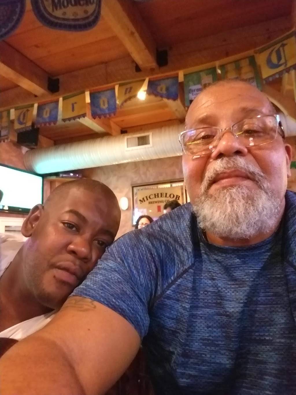 JKs Boathouse Pub | restaurant | 558 Washington Ave, Belleville, NJ 07109, USA | 9737599845 OR +1 973-759-9845