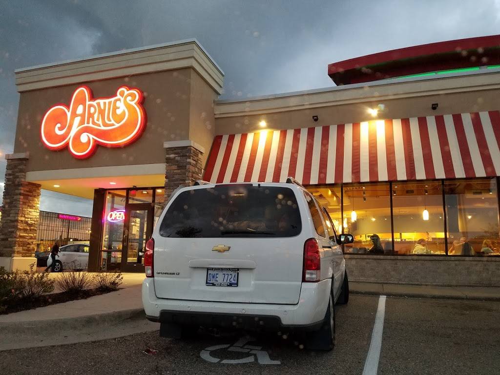 Arnies Bakery & Restaurant | bakery | 2650 E Beltline Ave SE, Grand Rapids, MI 49512, USA | 6169567901 OR +1 616-956-7901