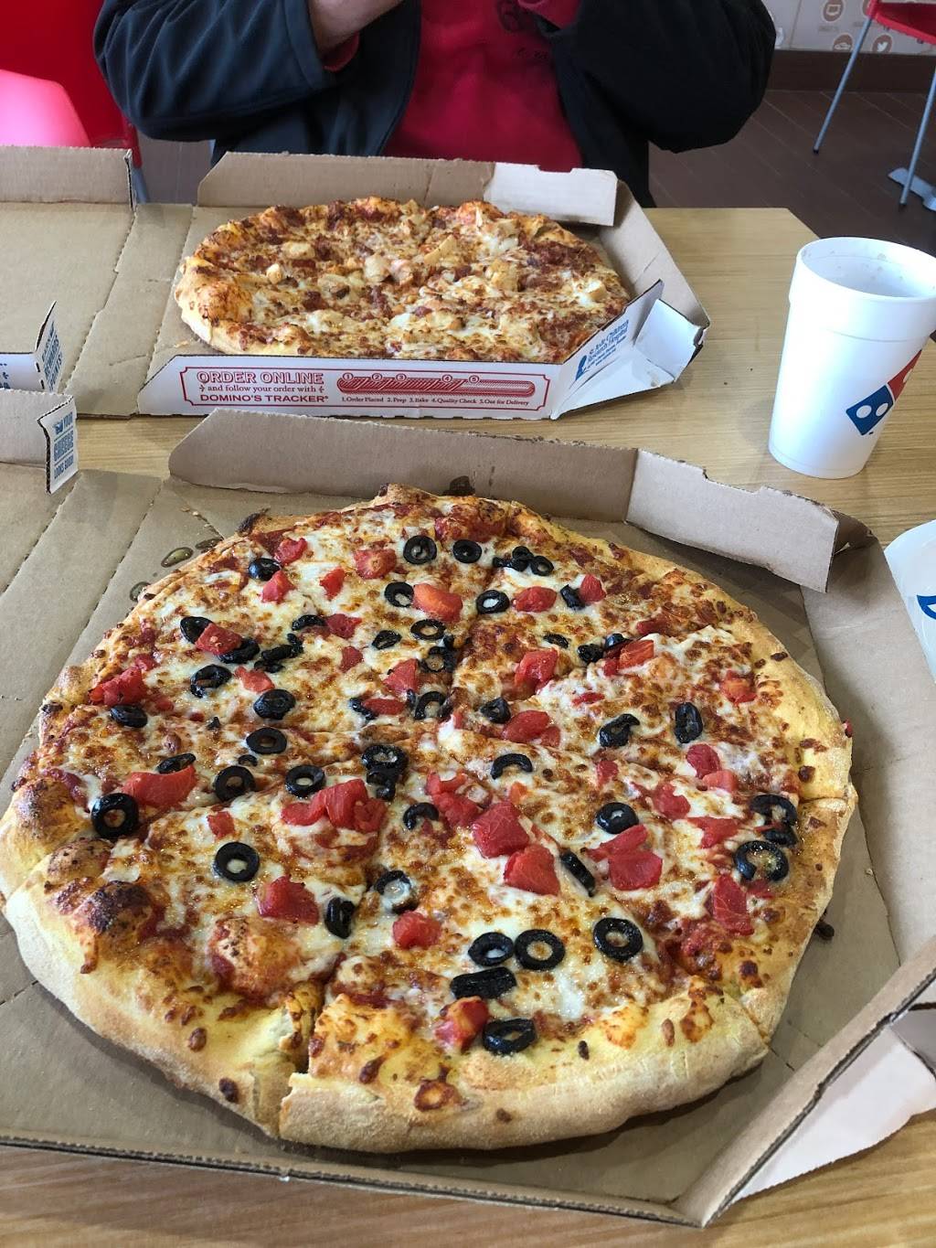 Dominos Pizza | meal delivery | 1303 Hwy 8 #D, Grenada, MS 38901, USA | 6622263833 OR +1 662-226-3833