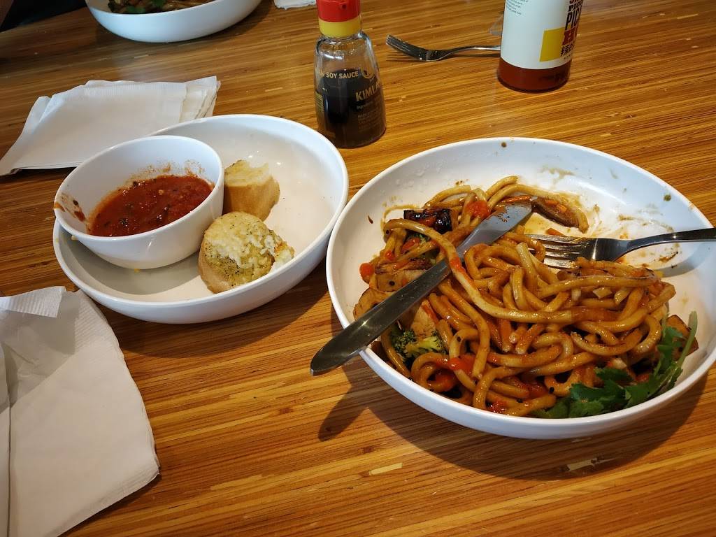 Subway Restaurants | restaurant | Plaza America Office Building, 11720 Plaza America Dr Ste 100, Reston, VA 20190, USA | 7034819722 OR +1 703-481-9722