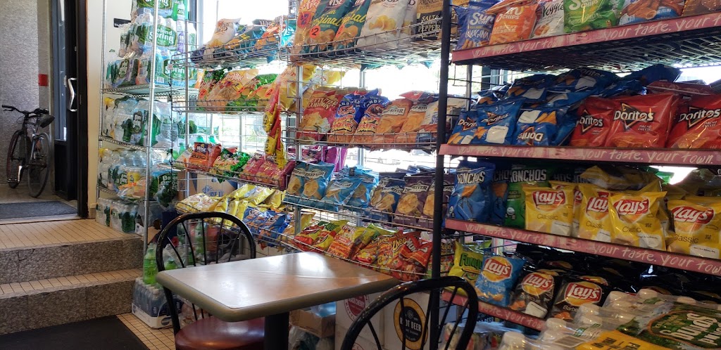 Moes Gourmet Food | restaurant | 30-50 Whitestone Expy, Queens, NY 11354, USA | 7183536100 OR +1 718-353-6100