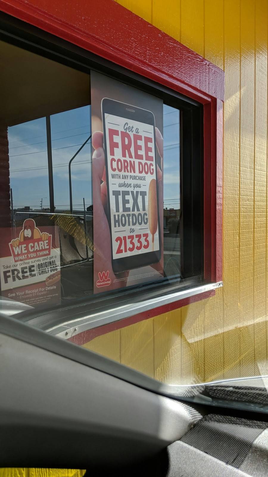 Wienerschnitzel | restaurant | 1481 S Alvernon Way, Tucson, AZ 85711, USA | 5205190801 OR +1 520-519-0801