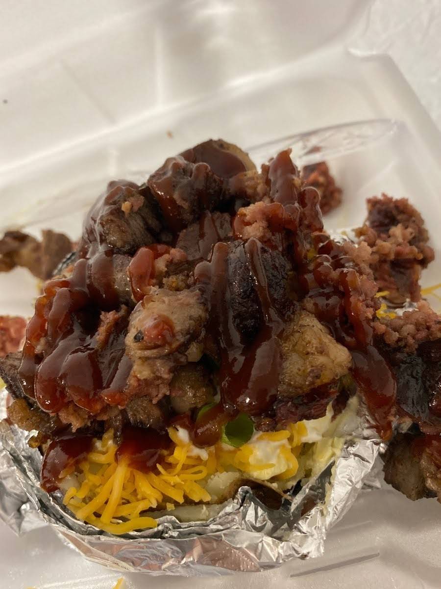 Skinny Black BBQ & More | restaurant | 3102 Martin Luther King Dr, San Antonio, TX 78220, USA | 2104550792 OR +1 210-455-0792