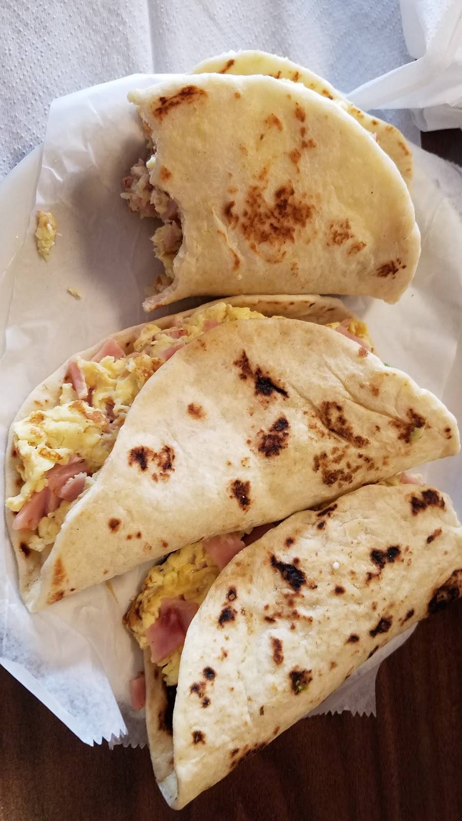 Taqueria El Rodeo De Jalisco | restaurant | 3721 Colony Dr, San Antonio, TX 78230, USA | 2106907979 OR +1 210-690-7979