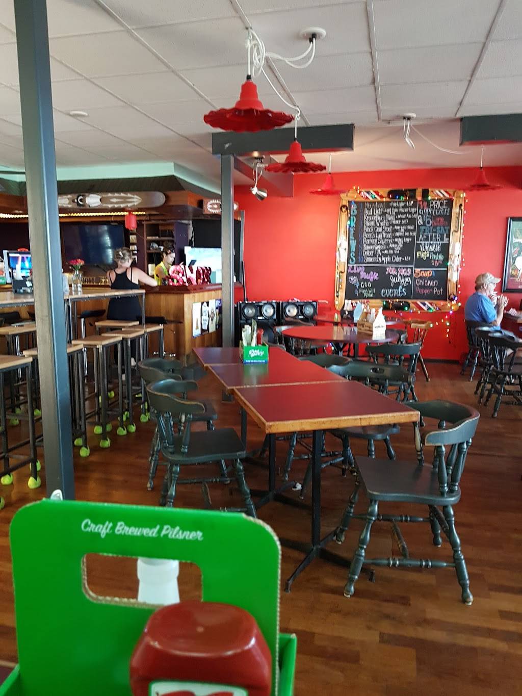 Sandbar On The Beach | restaurant | 45 Cedar Dr, Vittoria, ON N0E 1W0, Canada | 5194264009 OR +1 519-426-4009