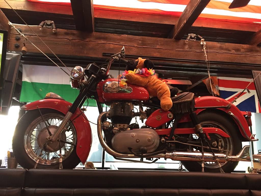 Barneys Beanery | restaurant | 100 Fishermans Wharf H, Redondo Beach, CA 90277, USA | 4242754820 OR +1 424-275-4820