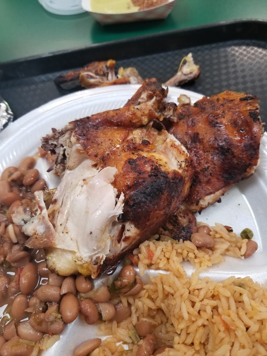 Pollo Feliz Express | restaurant | 3619 San Dario Ave, Laredo, TX 78041, USA | 9567245847 OR +1 956-724-5847