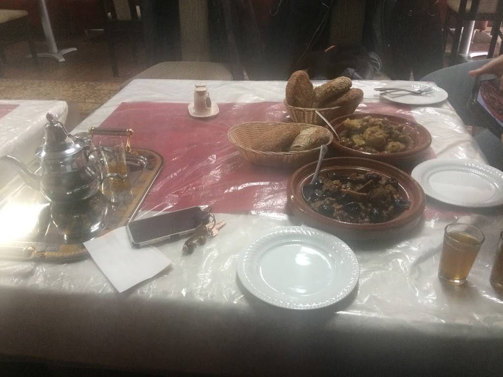 Cafe Ourika | restaurant | 5788 Grande Allée, Saint-Hubert, QC J3Y 2R6, Canada | 5149836670 OR +1 514-983-6670