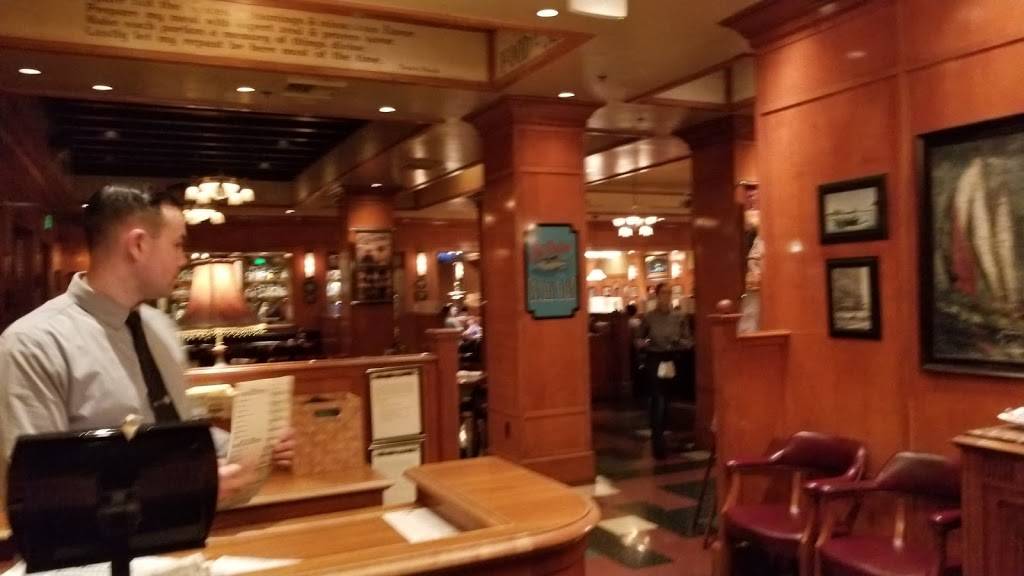 King Fish House | restaurant | 7691 Edinger Ave, Huntington Beach, CA 92647, USA | 7147931177 OR +1 714-793-1177