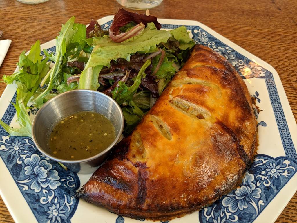 The Salty Owl | restaurant | 23 Terminal Ln, Owls Head, ME 04854, USA | 2075940018 OR +1 207-594-0018