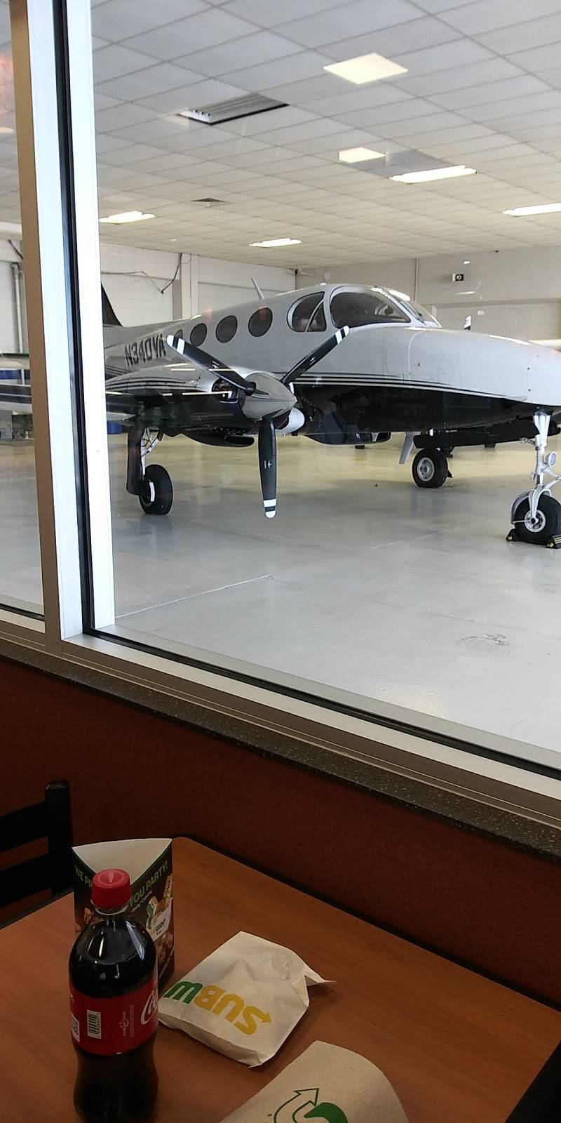 Subway | meal takeaway | 2010 S Airport Rd, Wichita, KS 67209, USA | 3168588313 OR +1 316-858-8313