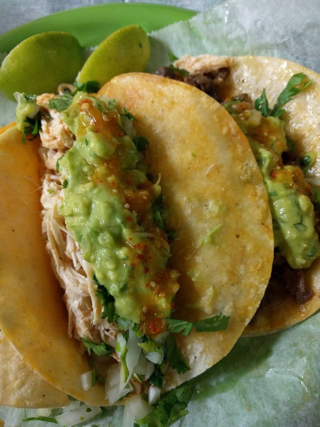 Mr Burrito | restaurant | 2508 Lincoln Way, Ames, IA 50014, USA | 5152923002 OR +1 515-292-3002