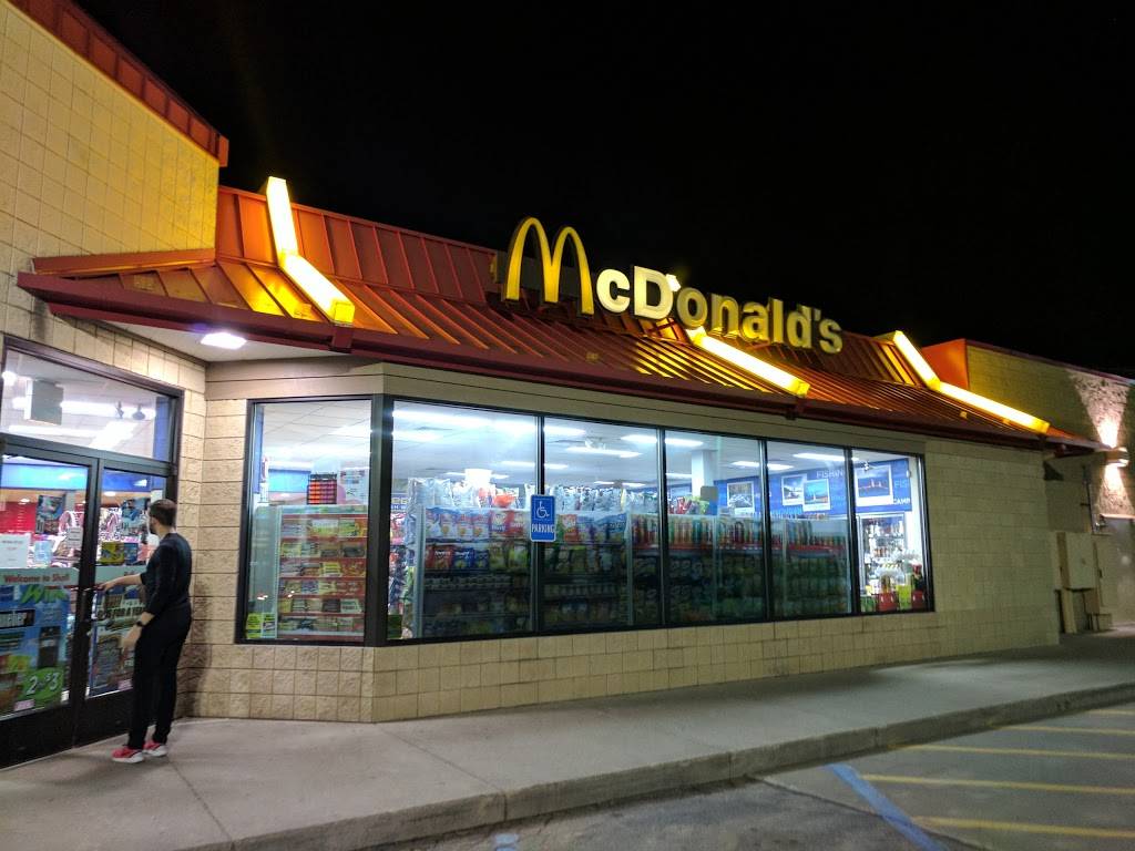McDonalds | cafe | 766 E Pinconning Rd, Pinconning, MI 48650, USA | 9898794170 OR +1 989-879-4170
