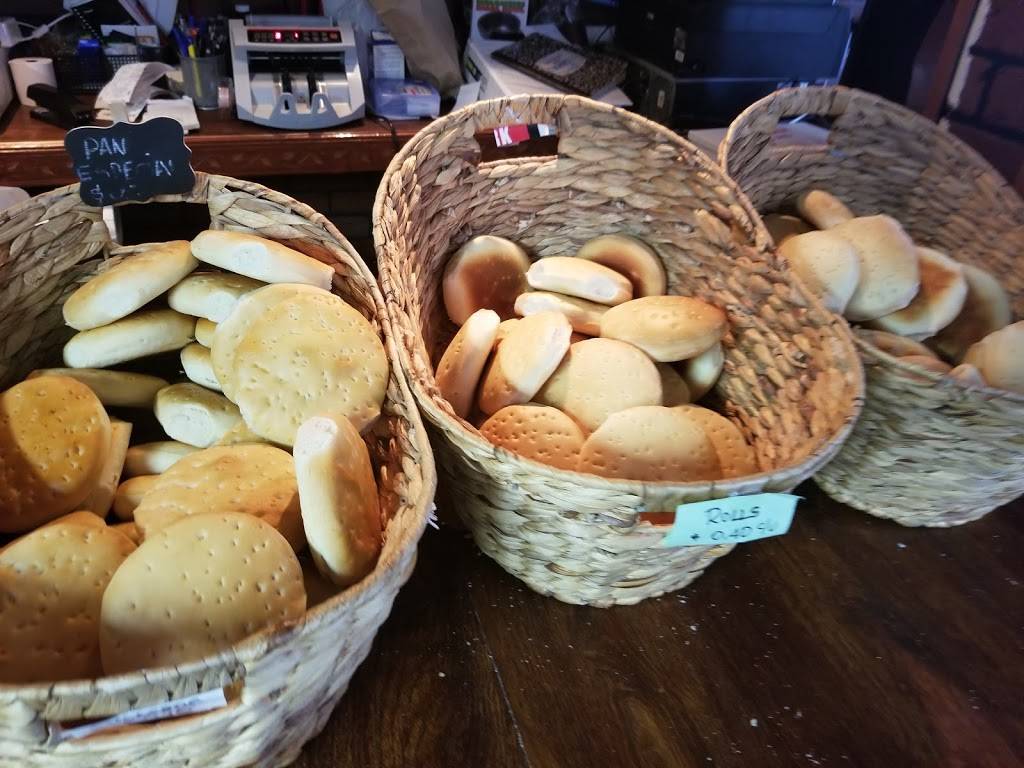 La Roja de Todos | restaurant | 10802 Northern Blvd, Corona, NY 11368, USA | 7184243055 OR +1 718-424-3055