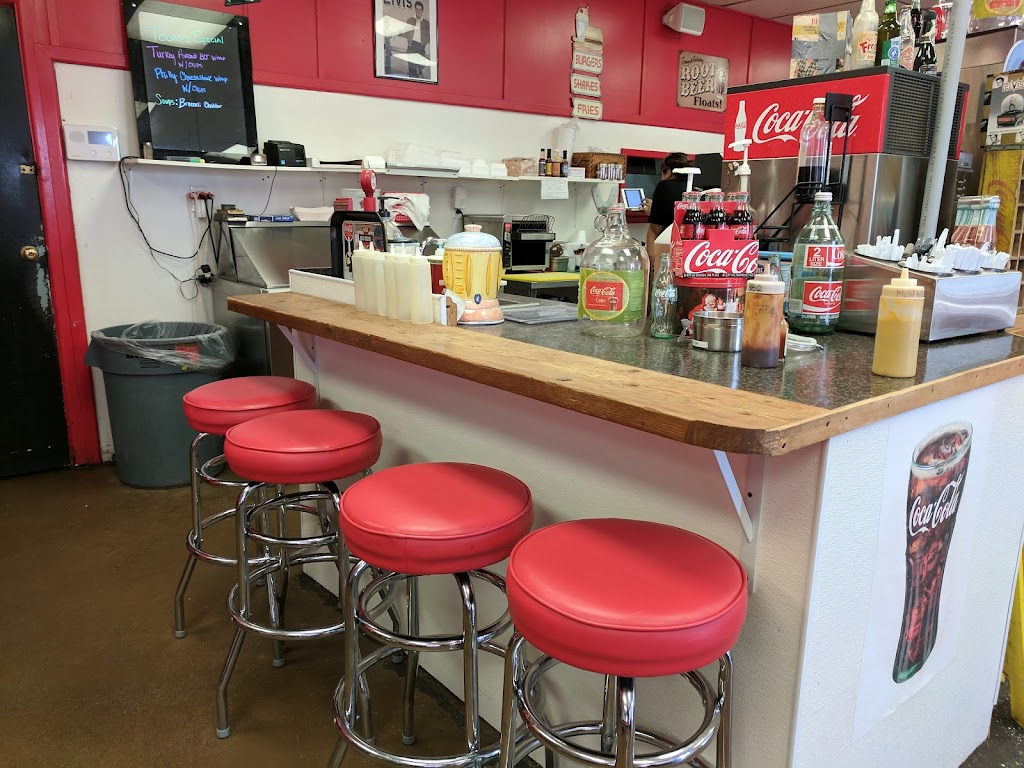 Sissys Dive | restaurant | 1510 Lubbock Hwy, Lamesa, TX 79331, USA | 8068707867 OR +1 806-870-7867