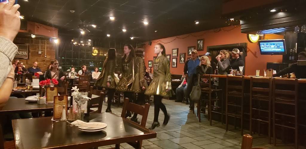 Mc Mahons Irish Pub & Restaurant | restaurant | 380 Broadview Ave, Warrenton, VA 20186, USA | 5403477200 OR +1 540-347-7200