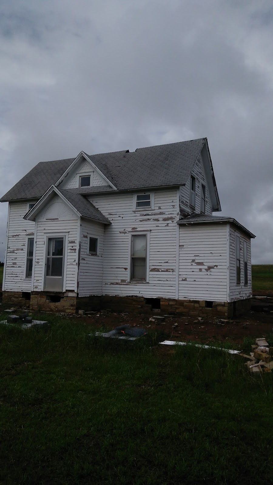 Braums Ice Cream & Burger Restaurant | restaurant | 2612 Fir St, Perry, OK 73077, USA | 5803368905 OR +1 580-336-8905