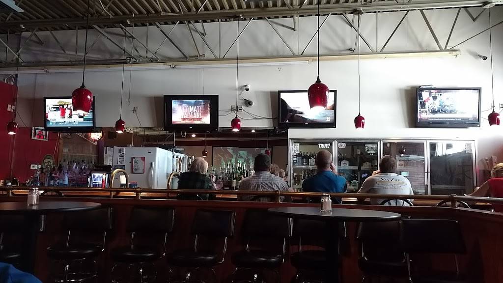 Hoosier Bar & Grill | night club | 4645 W Richland Plaza Dr, Bloomington, IN 47404, USA | 8129356333 OR +1 812-935-6333