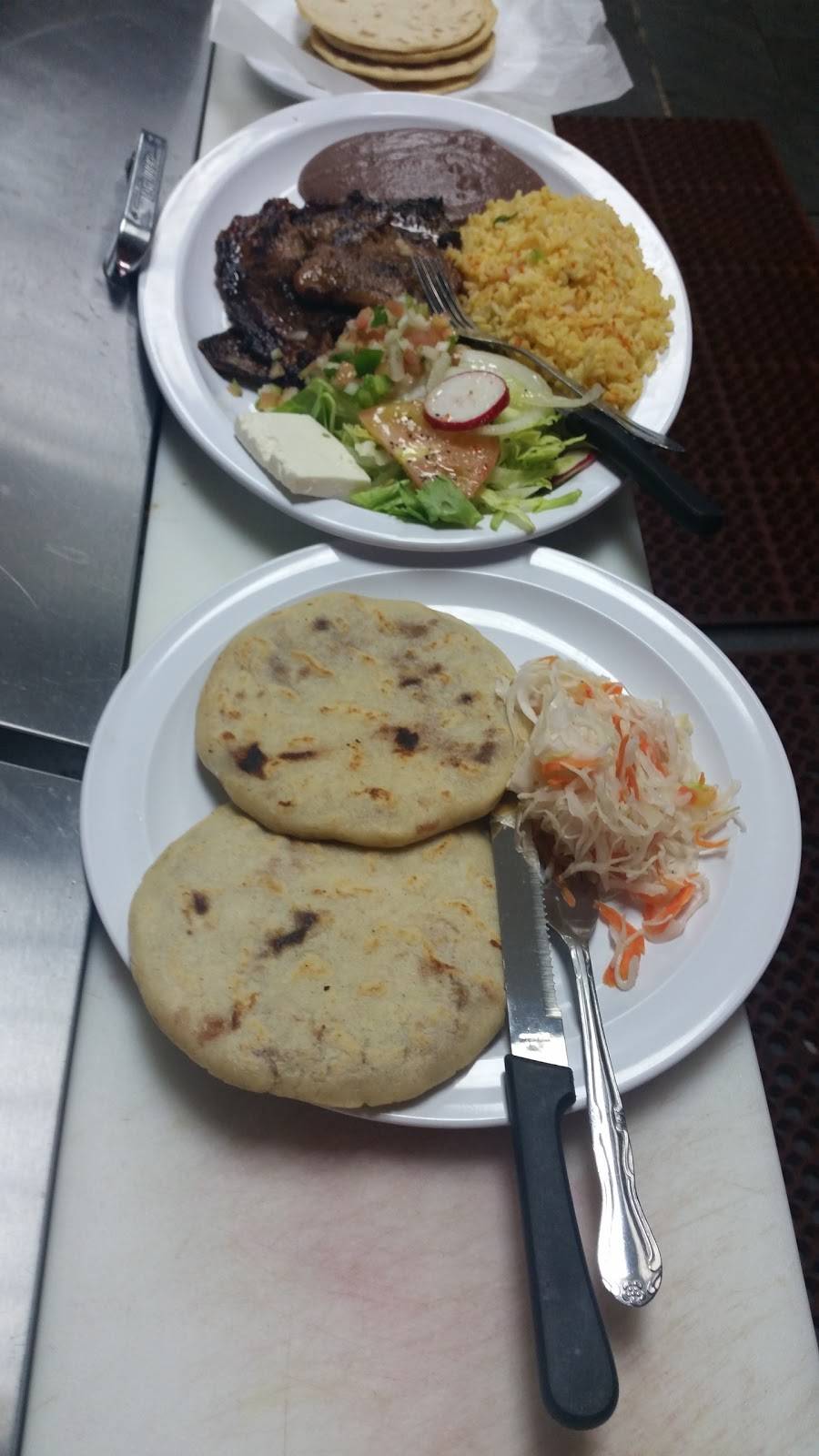 El Nopal | restaurant | 263-B Post Ave, Westbury, NY 11590, USA | 5167439900 OR +1 516-743-9900