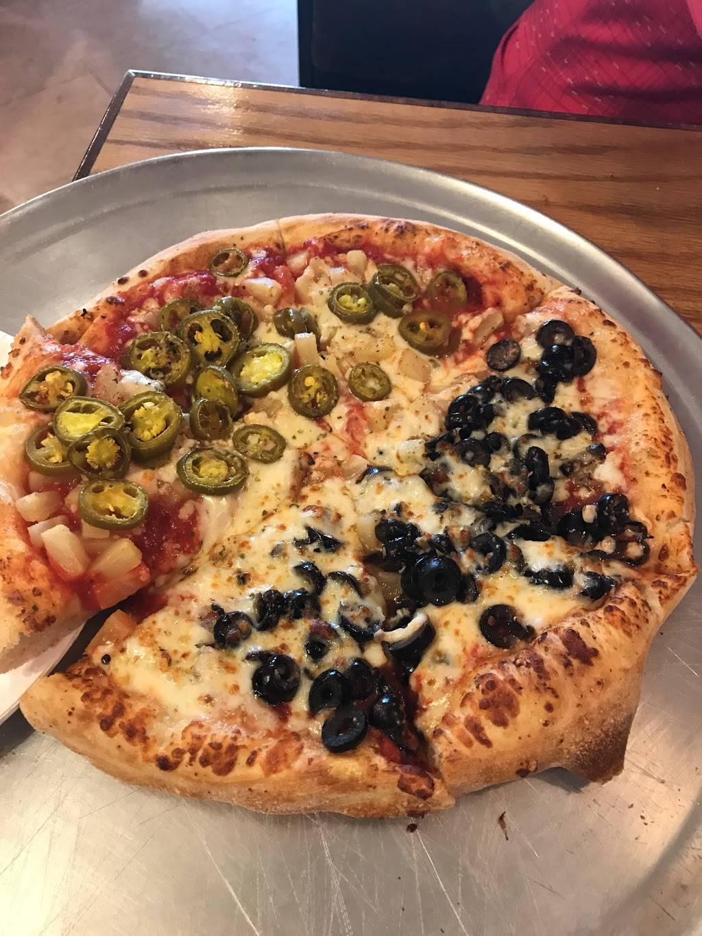 Pizza By George | restaurant | 11 Freetown Rd, Raymond, NH 03077, USA | 6038950133 OR +1 603-895-0133