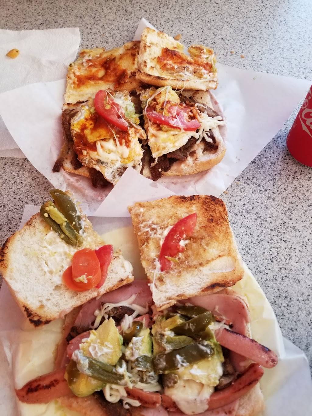 Las Tortas Perronas | restaurant | 1837 Bingle Rd, Houston, TX 77055, USA | 7134611900 OR +1 713-461-1900