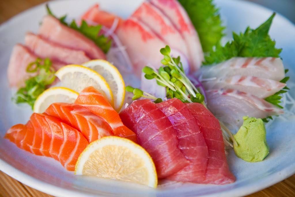 Ginza Sushi & Izakaya | restaurant | 5425 N Kolb Rd #115, Tucson, AZ 85750, USA | 5205298877 OR +1 520-529-8877