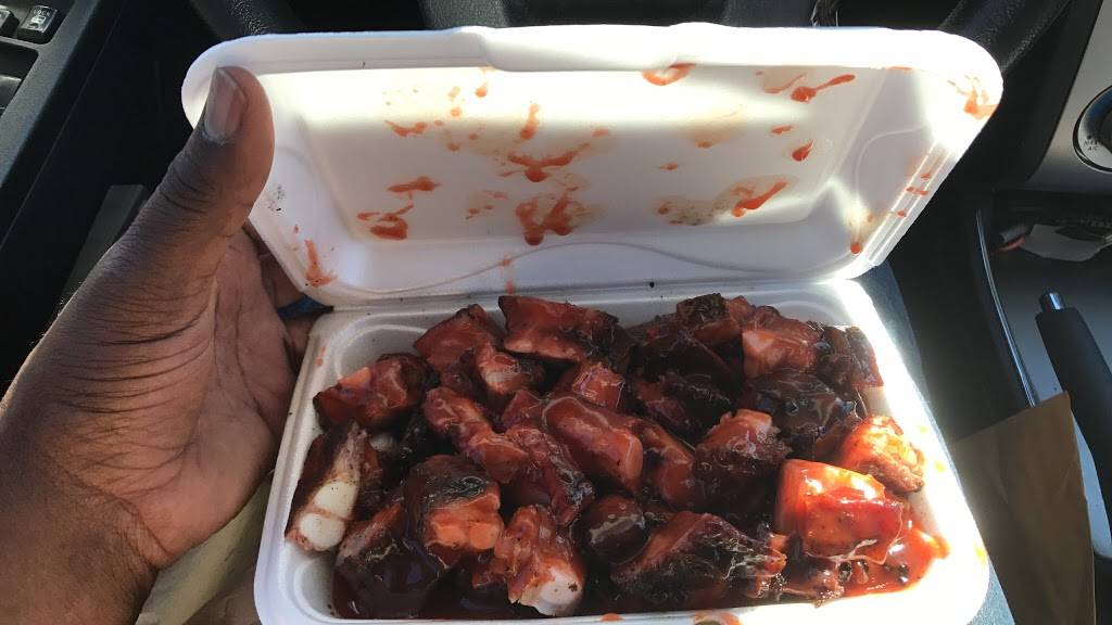 Tonys | restaurant | 3510 W Villard Ave, Milwaukee, WI 53209, USA | 4144622239 OR +1 414-462-2239