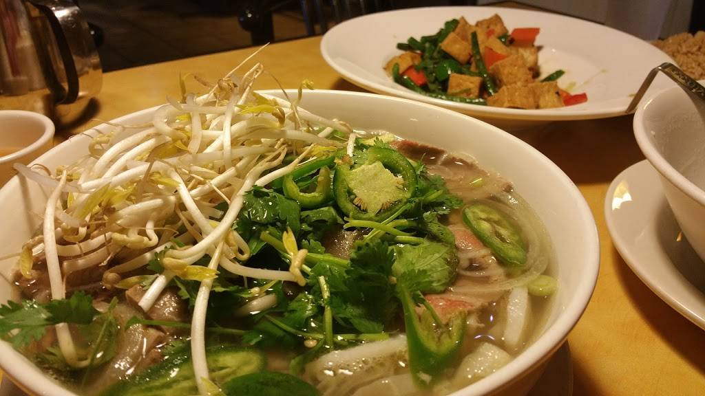 Saigon Cafe | restaurant | 12195 GA-92 # 132, Woodstock, GA 30188, USA | 7704153376 OR +1 770-415-3376