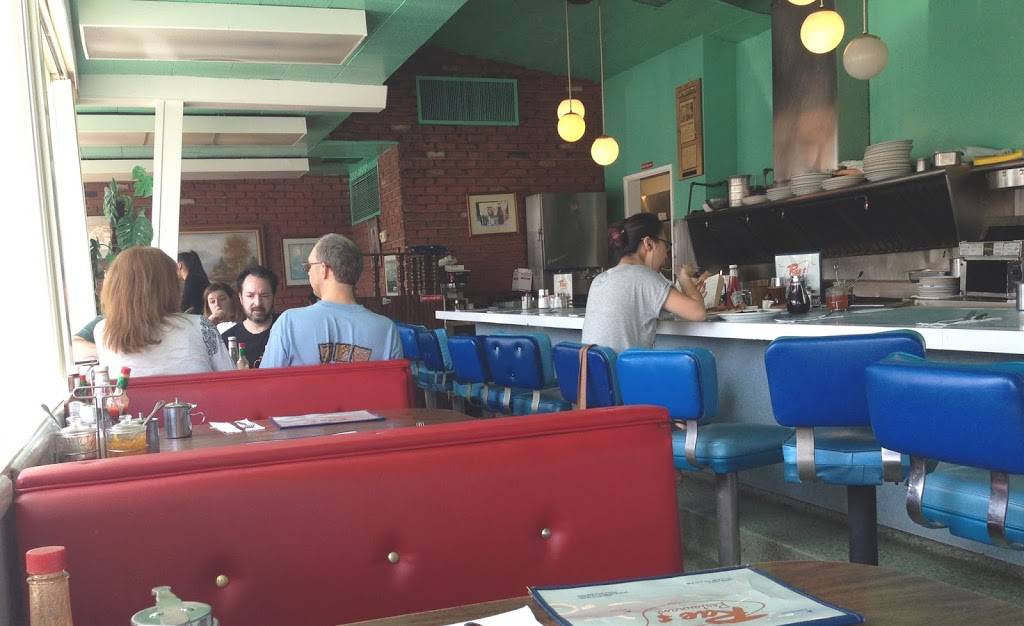 Raes Restaurant | restaurant | 2901 Pico Blvd, Santa Monica, CA 90405, USA | 3108287937 OR +1 310-828-7937