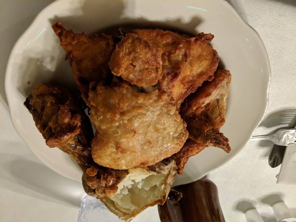 White Fence Farm Restaurant | restaurant | 1376 Joliet Rd, Romeoville, IL 60446, USA | 6307391720 OR +1 630-739-1720