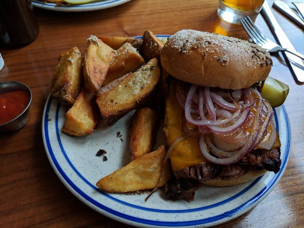 A. Smiths Restaurant | restaurant | 14608 W Park St, Burton, OH 44021, USA | 4402738039 OR +1 440-273-8039