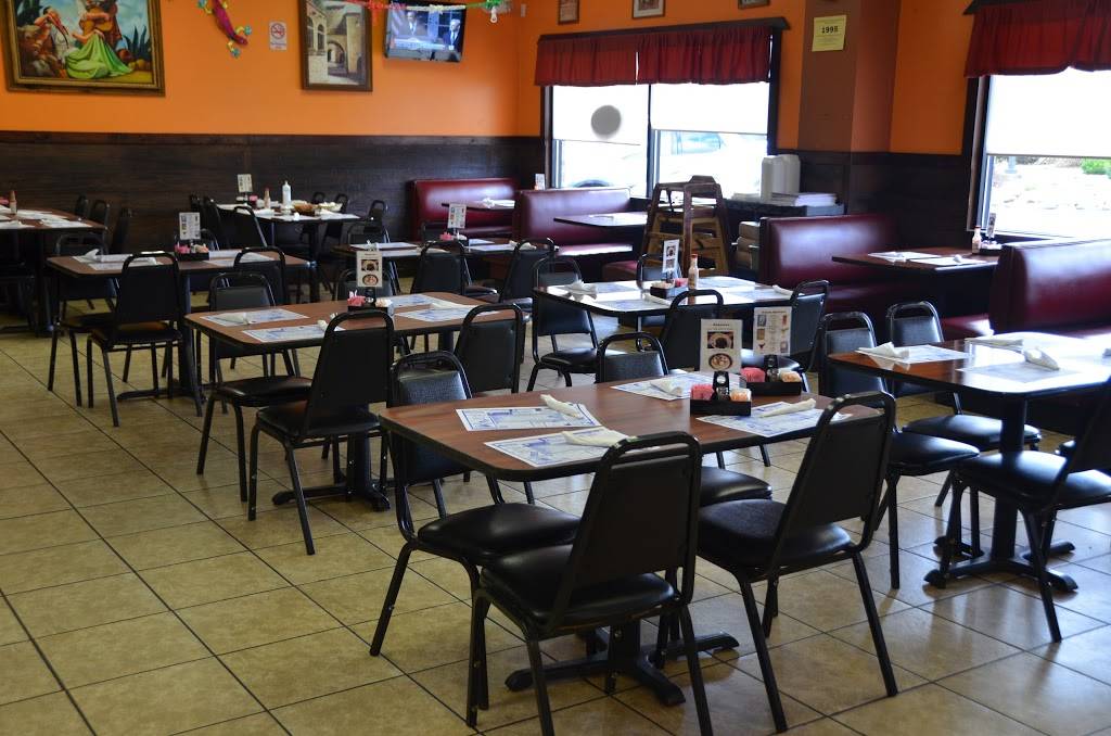 El Camino Real Restaurant | restaurant | 427 W Pike St #1, Goshen, IN 46526, USA | 5745378825 OR +1 574-537-8825