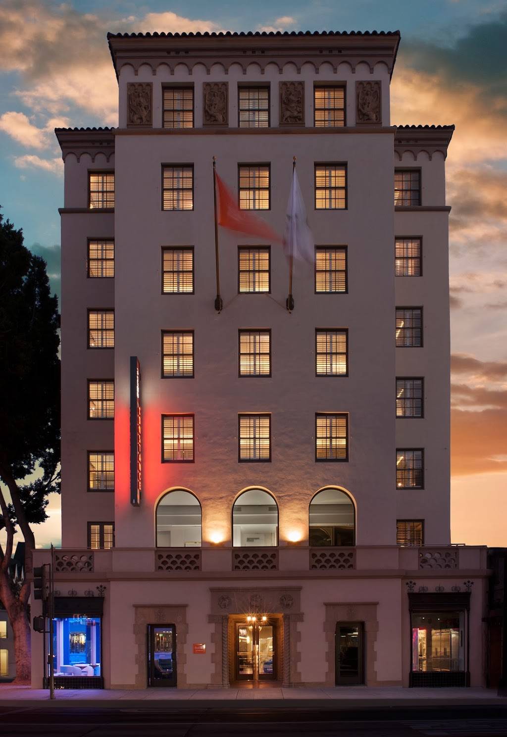 Hotel Constance Pasadena | night club | 928 E Colorado Blvd, Pasadena, CA 91106, USA | 6268987900 OR +1 626-898-7900