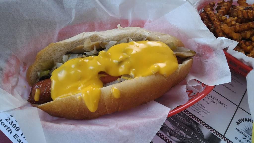 Jo Jos Super Dogs | restaurant | 214 E Pulaski Hwy, Elkton, MD 21921, USA | 4103929830 OR +1 410-392-9830