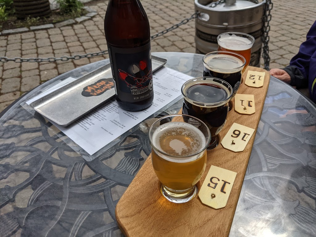Footbridge Brewery | restaurant | 25 Granary Way, Boothbay Harbor, ME 04538, USA | 2073523007 OR +1 207-352-3007