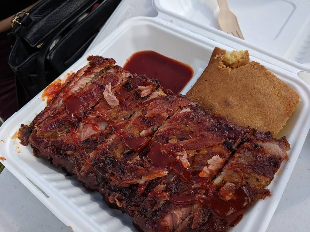 Toronto Ribfest | restaurant | 256 Centennial Park Rd, Etobicoke, ON M9C 5N3, Canada | 5194423560 OR +1 519-442-3560