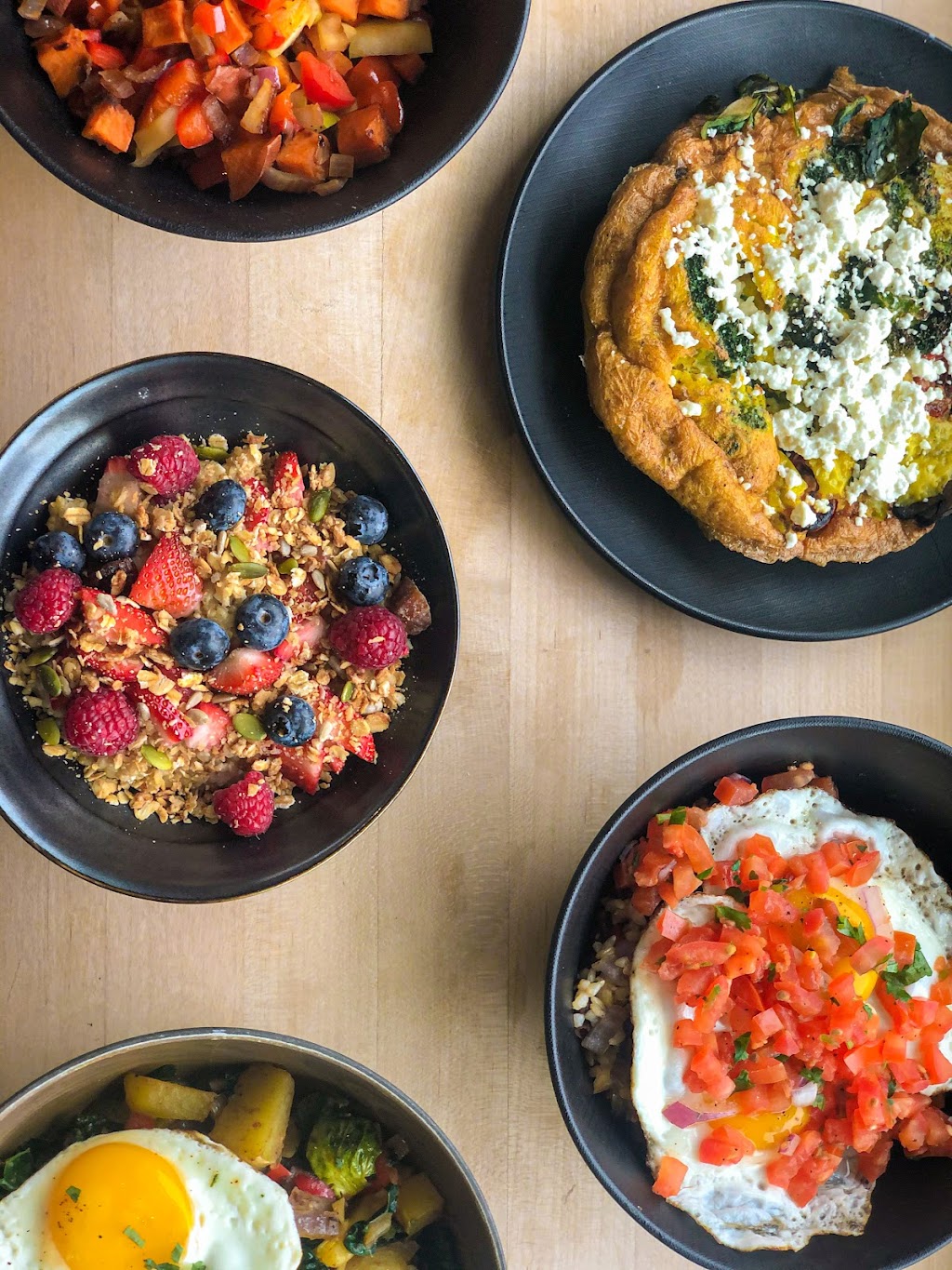 Organic Krush | restaurant | 2050 Bond St suite 140, Charlottesville, VA 22901, USA | 4344656953 OR +1 434-465-6953