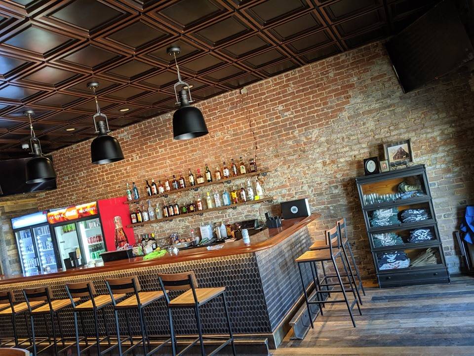 Pioneers Pub & Grub | restaurant | 618 Mc Pherson St, Casey, IA 50048, USA | 6417463313 OR +1 641-746-3313