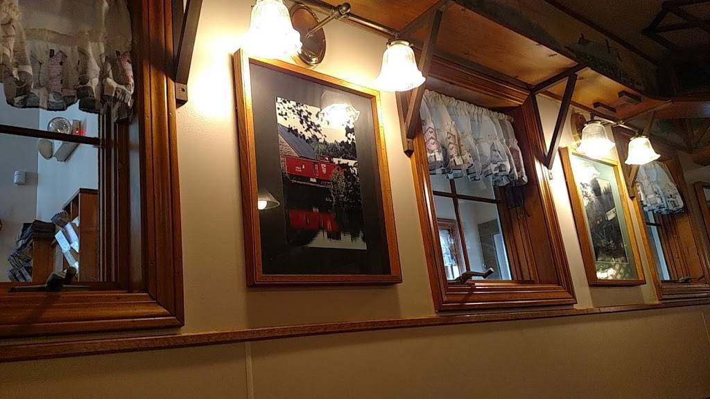 Glen Junction Family Restaurant | meal takeaway | 12 US-302, Glen, NH 03838, USA | 6033839660 OR +1 603-383-9660