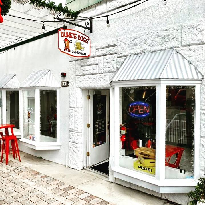 Dukes Dogs | restaurant | 237 W 4th Ave Suite 4, Mt Dora, FL 32757, USA | 3527296549 OR +1 352-729-6549