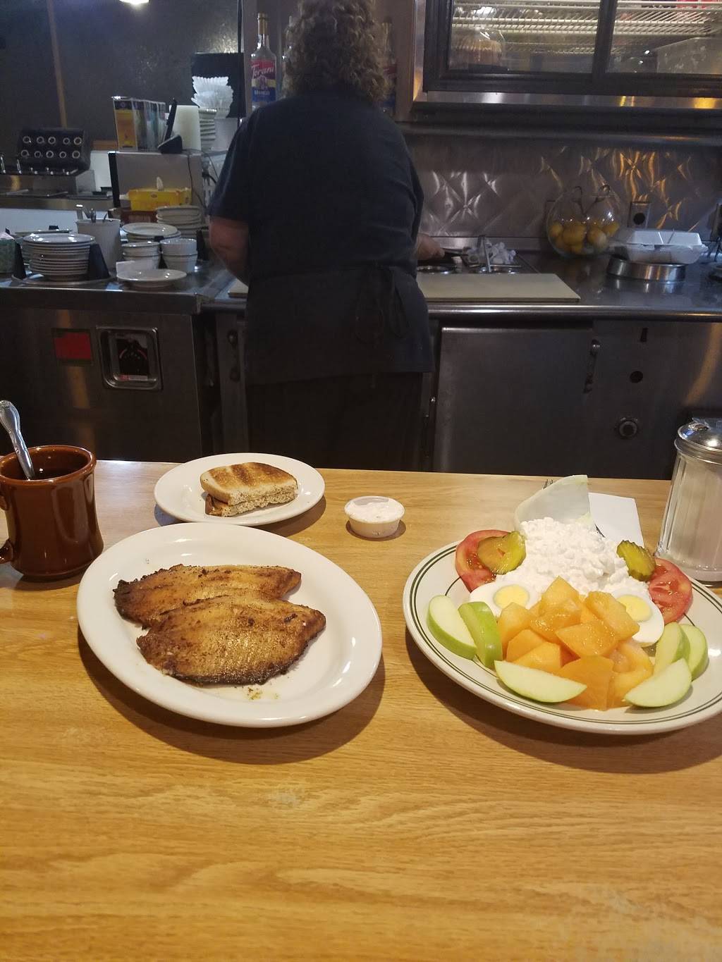 Nikkos Restaurant | restaurant | 340 23rd Ave, Oakland, CA 94606, USA | 5105331425 OR +1 510-533-1425