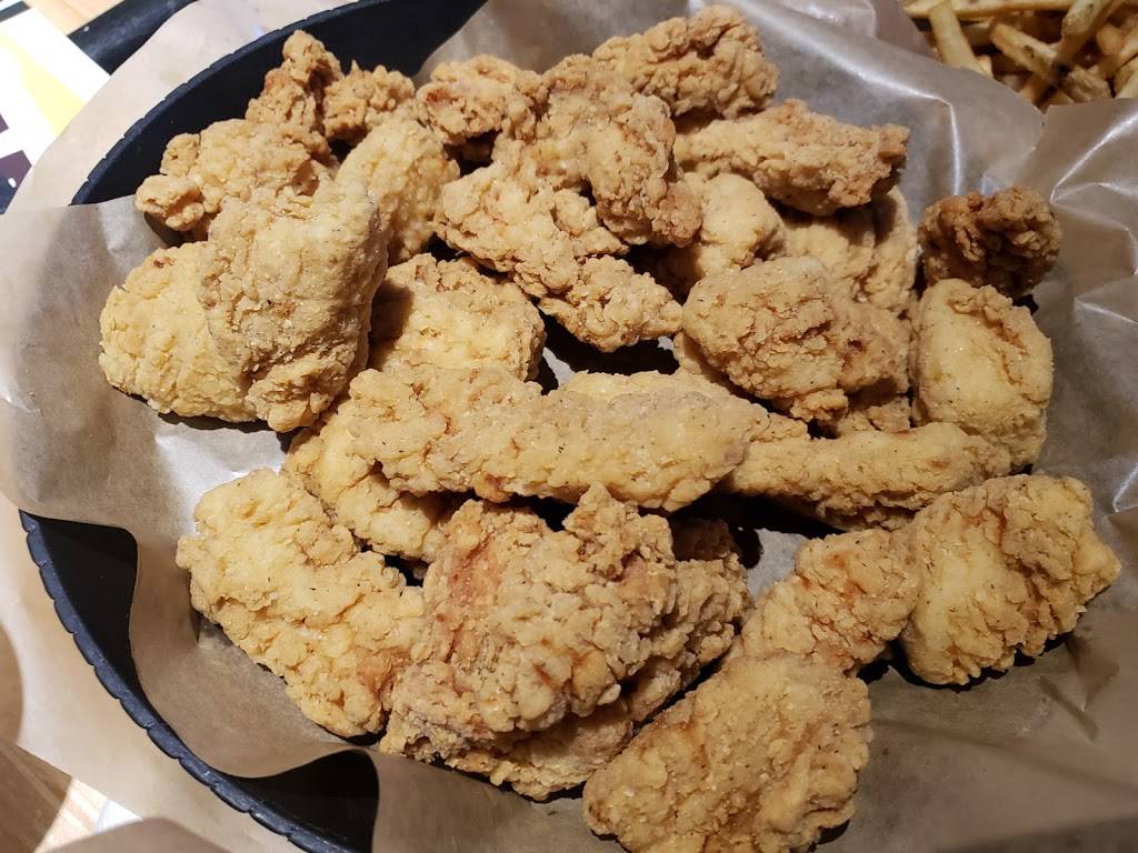 Buffalo Wild Wings | restaurant | 9134 Taylorsville Rd, Jeffersontown, KY 40299, USA | 5024992356 OR +1 502-499-2356