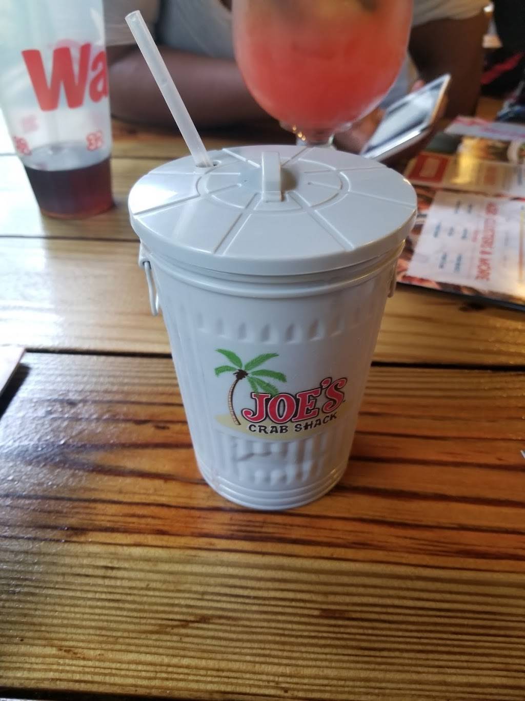 Joes Crab Shack | restaurant | 600 S Madison St, Wilmington, DE 19801, USA | 3027771803 OR +1 302-777-1803