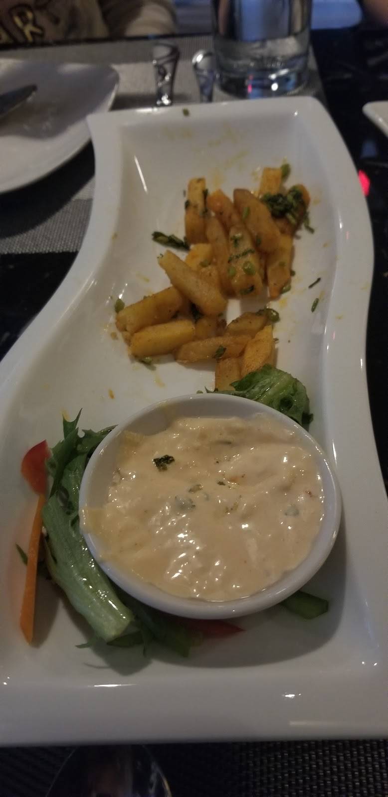 Desi Exotic Nation (DEN) | restaurant | 816 W Pioneer Pkwy, Peoria, IL 61615, USA | 3096431419 OR +1 309-643-1419