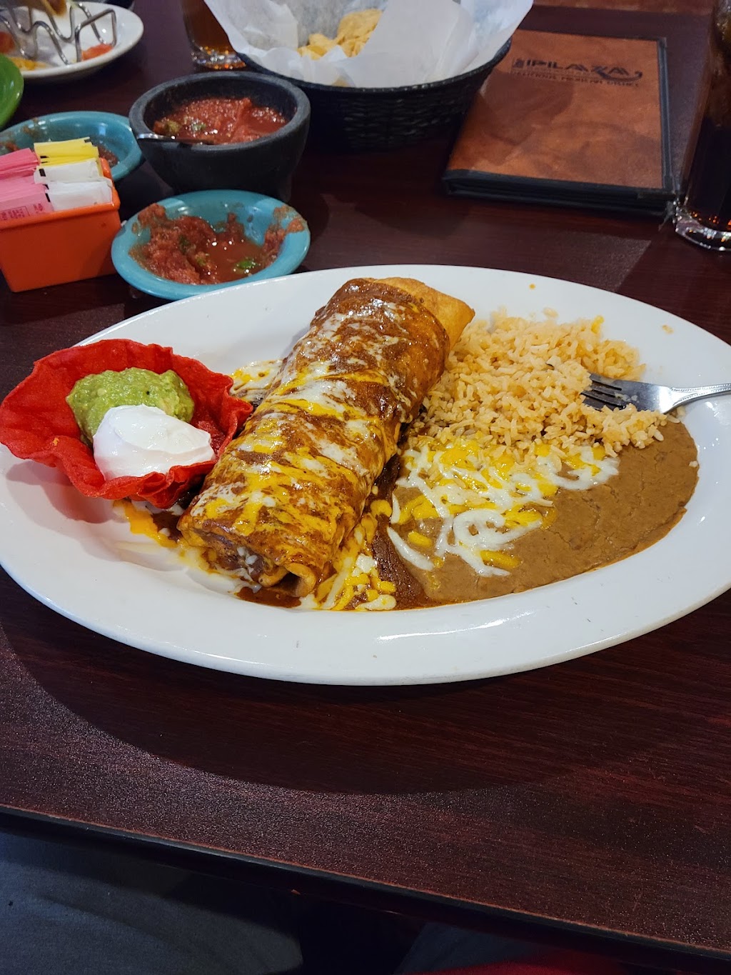 The Plaza Mexican Restaurant & Bar | restaurant | 1501 Ave F NW, Childress, TX 79201, USA | 9409378553 OR +1 940-937-8553