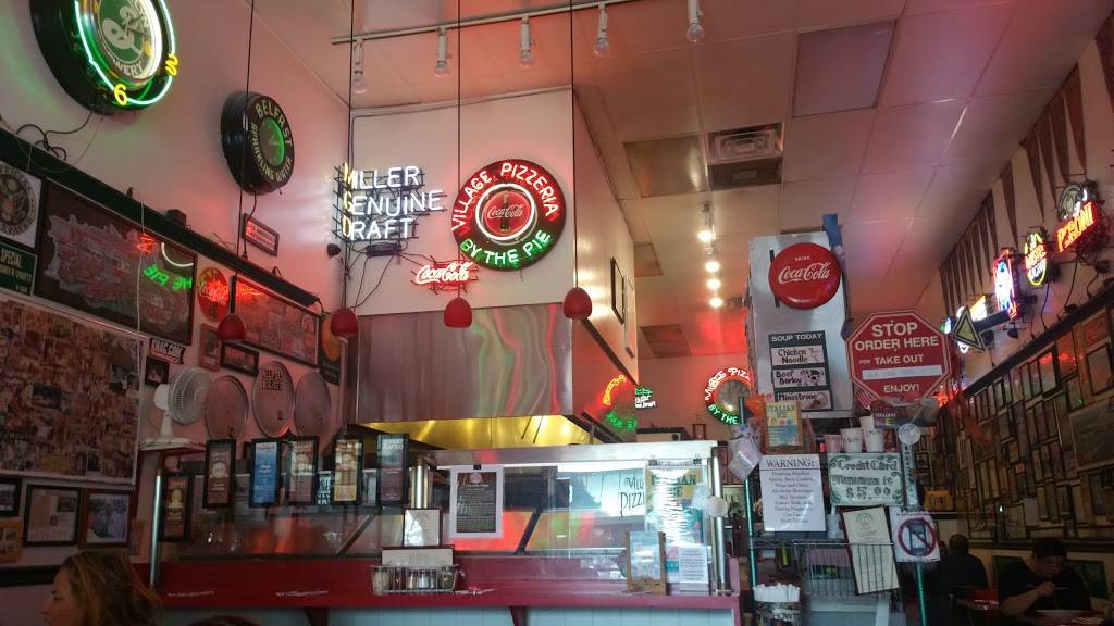 Village Pizzeria | restaurant | 131 N Larchmont Blvd, Los Angeles, CA 90004, USA | 3234655566 OR +1 323-465-5566