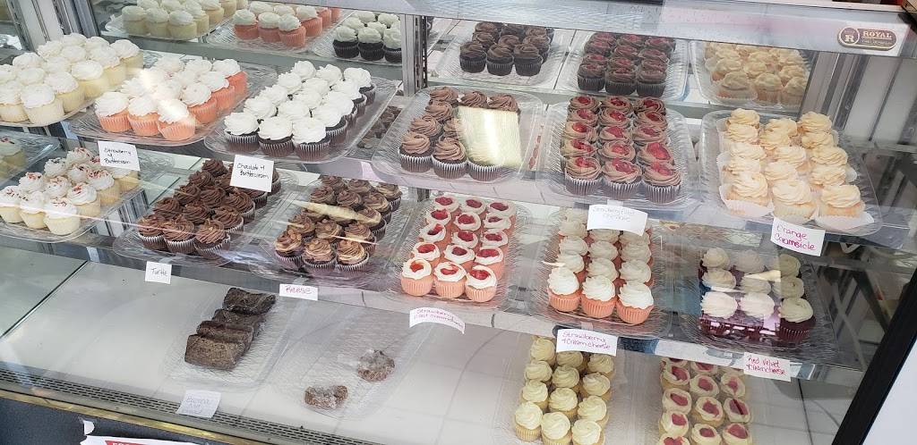 Sweet Art by Stephanie | restaurant | 110 Main St, Campton, KY 41301, USA | 6066687277 OR +1 606-668-7277