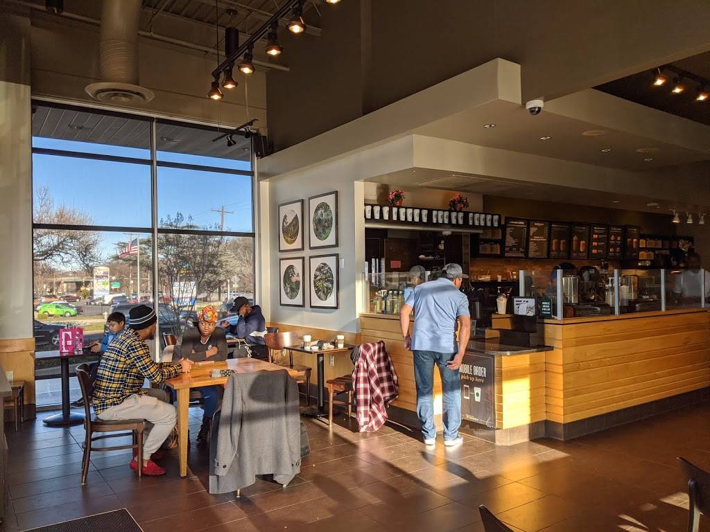 Starbucks | cafe | 8498 Annapolis Rd, New Carrollton, MD 20784, USA | 3015776232 OR +1 301-577-6232