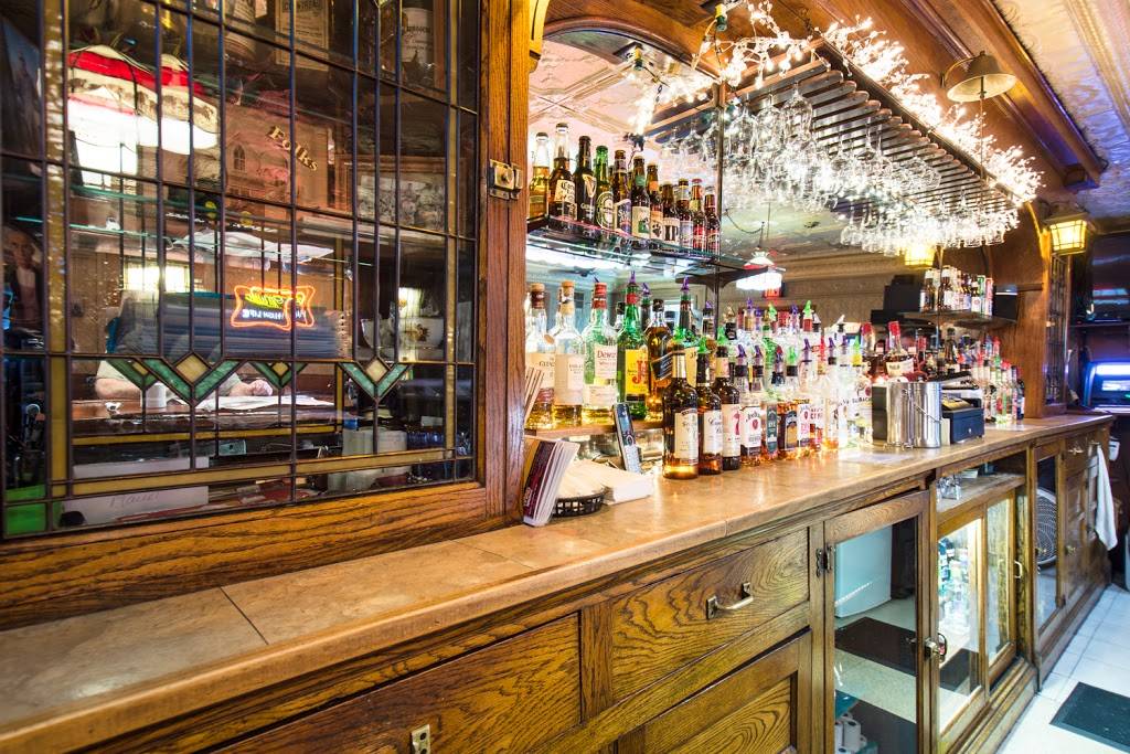 Local Folks Restaurant & Pub | restaurant | 39601 60th St, Burlington, WI 53105, USA | 2625393200 OR +1 262-539-3200